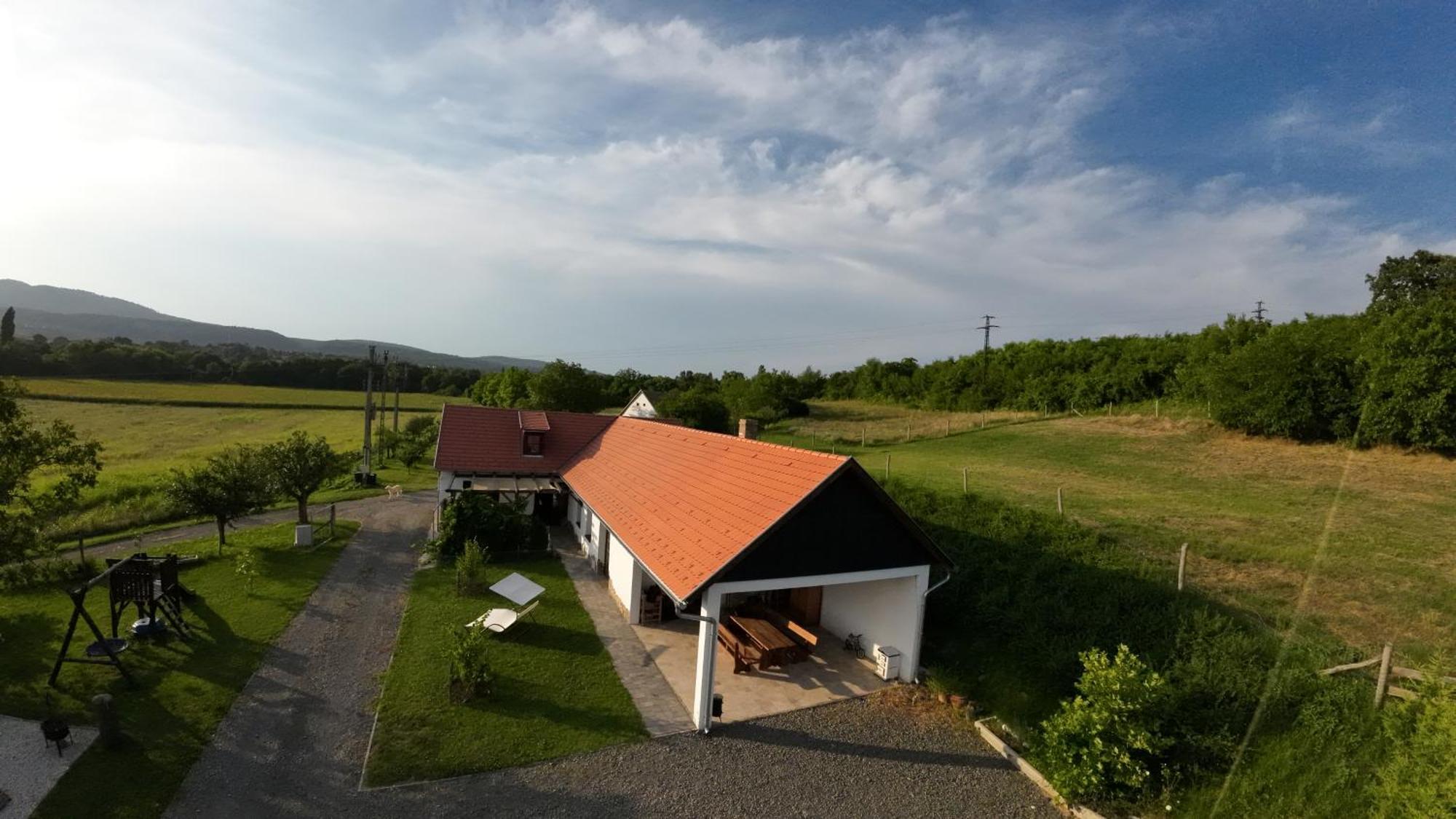 Kishosszúrét Vendégház Pécsvárad Exterior foto
